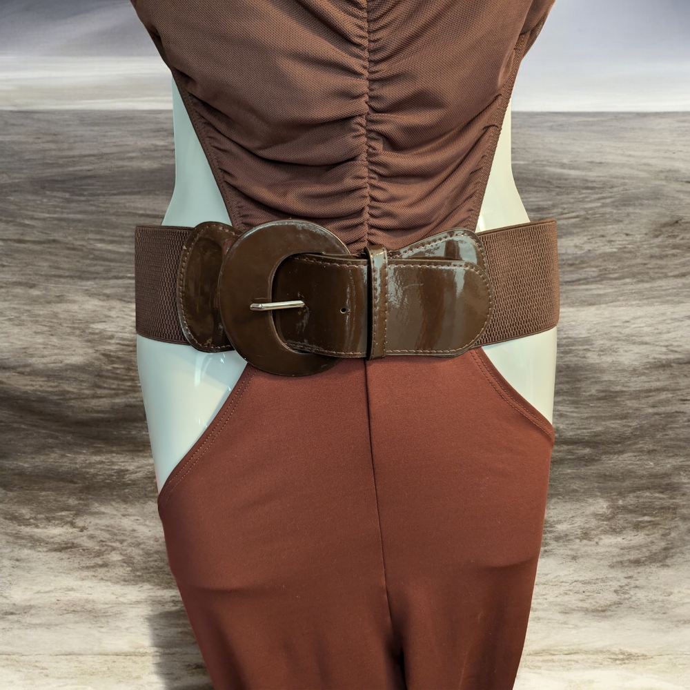 Chic Elastic Brown Belt with Glossy Buckle